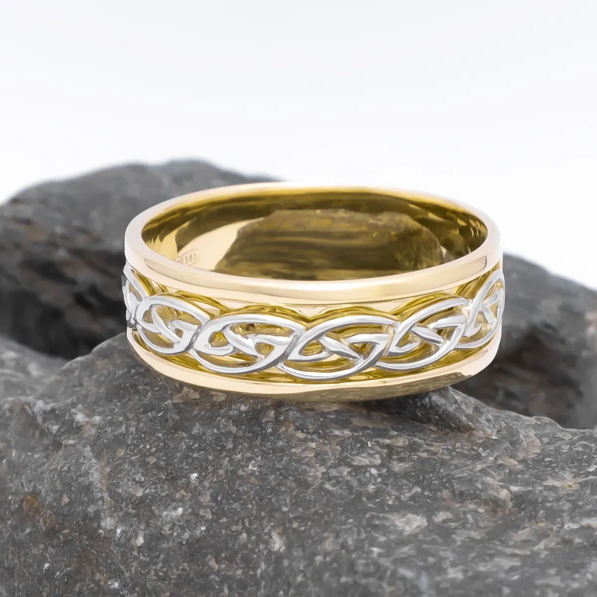 Gents Celtic Knot Wedding Band - Two Tone Gold