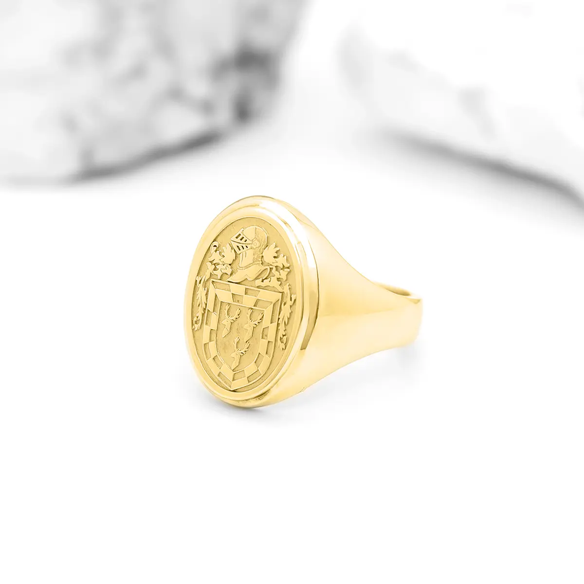 Ladies Gold Oval Family Crest Signet Ring Photo 5 