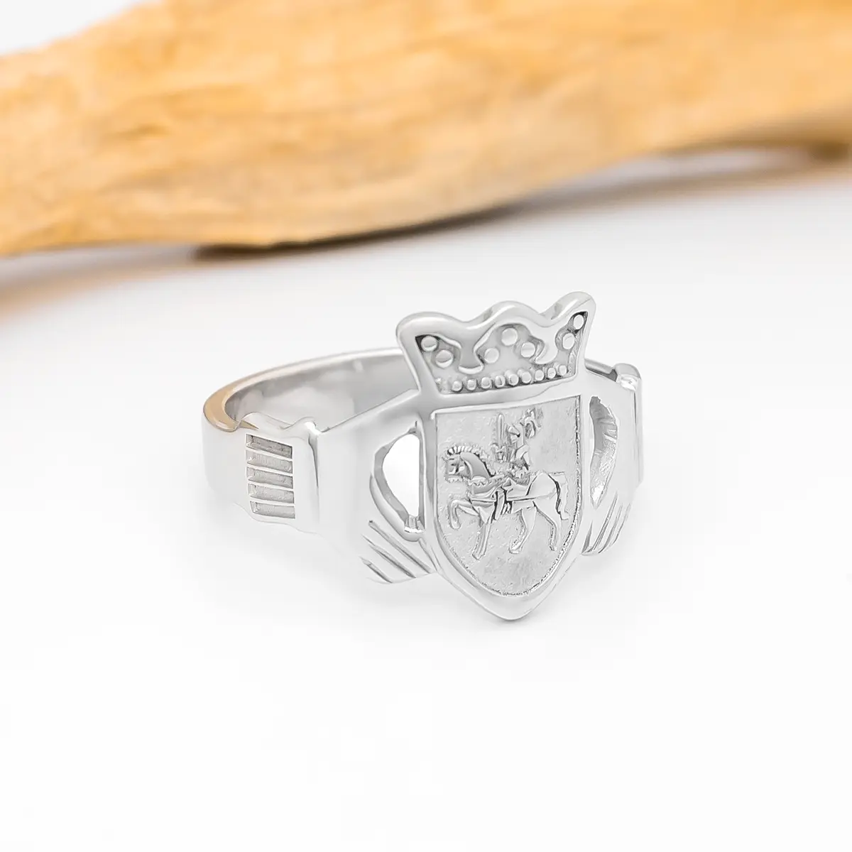 Ladies Silver Claddagh Family Crest Ring