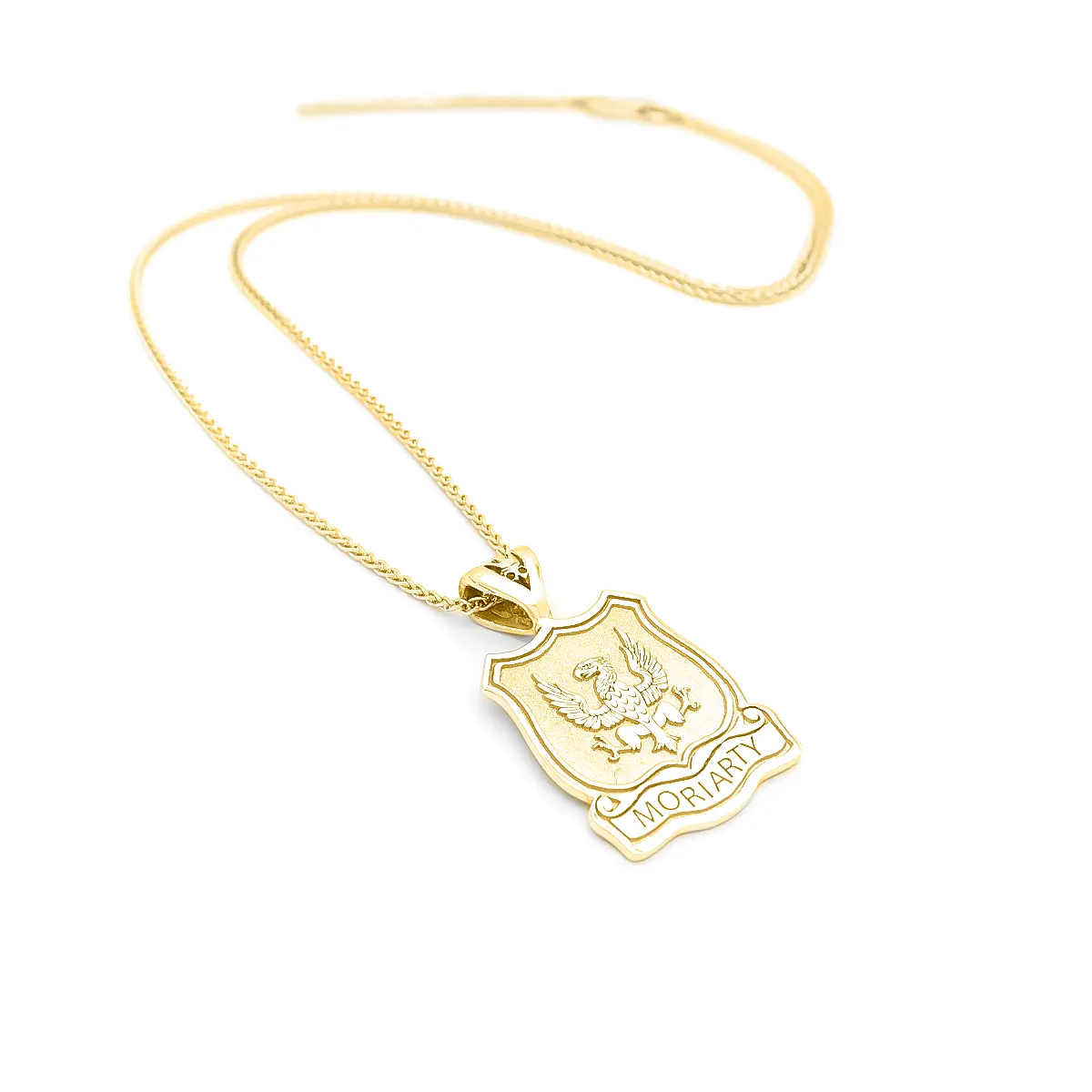 Family Crest Pendant With Family Name in Gold Photo 5 